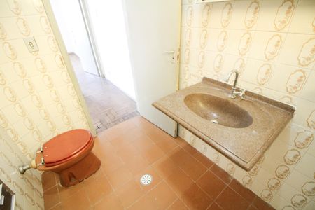 Casa para alugar com 120m², 3 quartos e 8 vagas Casa para alugar com 120m², 3 quartos e 8 vagasBanheiro 1