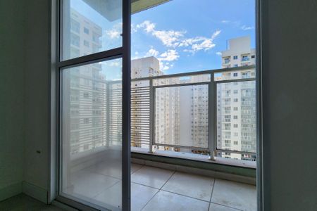 Varanda  de apartamento para alugar com 2 quartos, 60m² em Santo Cristo, Rio de Janeiro