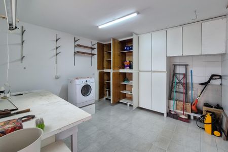 Casa à venda com 208m², 2 quartos e 2 vagasÁrea de Serviço