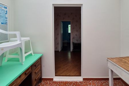 Casa à venda com 208m², 2 quartos e 2 vagasCorredor