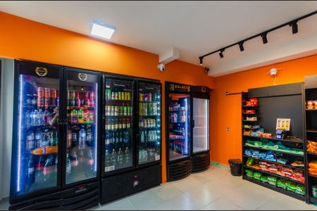 Apartamento para alugar com 33m², 2 quartos e sem vaga Apartamento para alugar com 33m², 2 quartos e sem vagaMercado