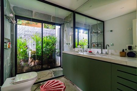 Casa à venda com 254m², 3 quartos e 3 vagasSuite 01 - Banheiro