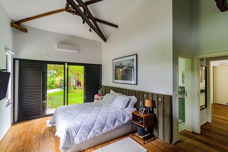 Casa à venda com 254m², 3 quartos e 3 vagasSuite 02