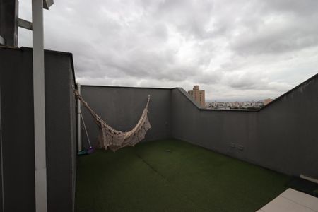 Apartamento à venda com 100m², 2 quartos e 2 vagasQuintal