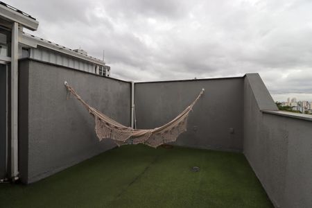 Apartamento à venda com 100m², 2 quartos e 2 vagasQuintal