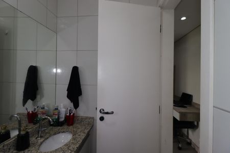 Apartamento à venda com 100m², 2 quartos e 2 vagasBanheiro Social