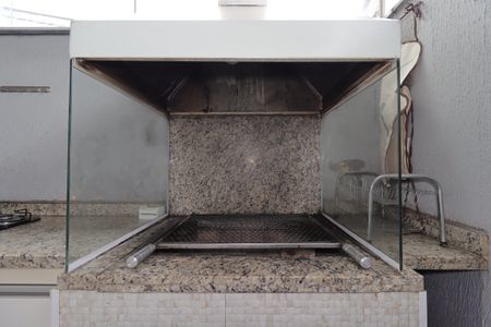 Apartamento à venda com 100m², 2 quartos e 2 vagasÁrea Gourmet - Churrasqueira