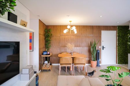 Apartamento à venda com 65m², 2 quartos e 2 vagasSala