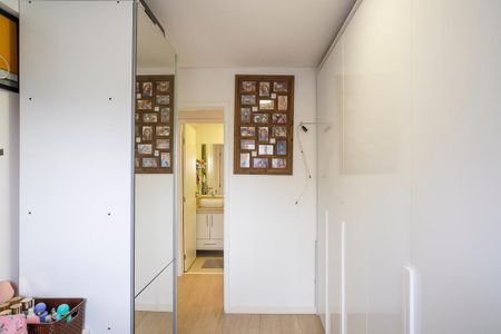 Apartamento à venda com 65m², 2 quartos e 2 vagasQuarto