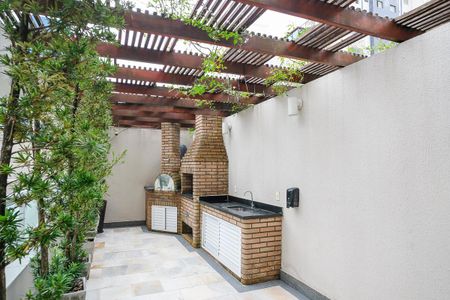 Apartamento à venda com 65m², 2 quartos e 2 vagasChurrasqueira