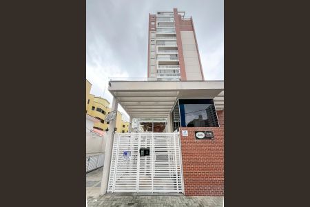 Apartamento à venda com 65m², 2 quartos e 2 vagasFachada + plaquinha