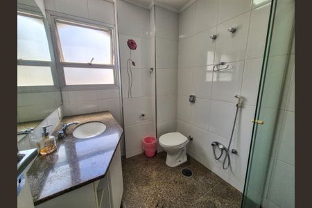 Apartamento para alugar com 214m², 3 quartos e 3 vagasBanheiro Suíte 3