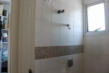 Apartamento para alugar com 214m², 3 quartos e 3 vagasÁrea de Serviço - Banheiro 