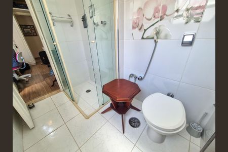 Apartamento para alugar com 214m², 3 quartos e 3 vagasBanheiro Suíte 2