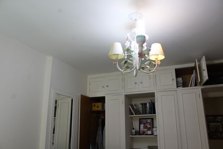 Apartamento para alugar com 214m², 3 quartos e 3 vagasSuíte 2