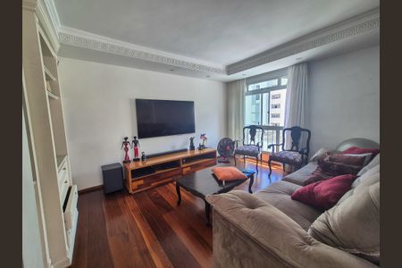 Apartamento para alugar com 214m², 3 quartos e 3 vagasSala