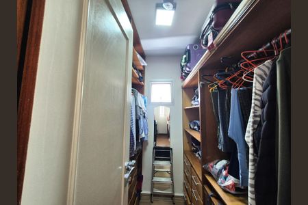 Apartamento para alugar com 214m², 3 quartos e 3 vagasCloset da suíte 1
