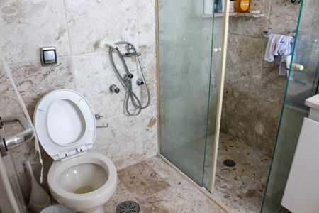 Apartamento para alugar com 214m², 3 quartos e 3 vagasBanheiro da Suíte 1