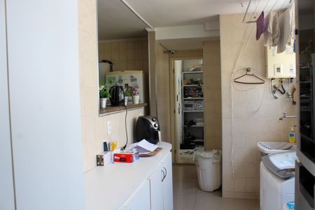 Apartamento para alugar com 214m², 3 quartos e 3 vagasLavanderia