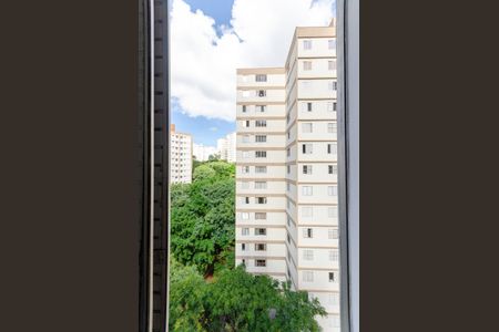 Apartamento para alugar com 65m², 2 quartos e 1 vagaQuarto 2 - Janela