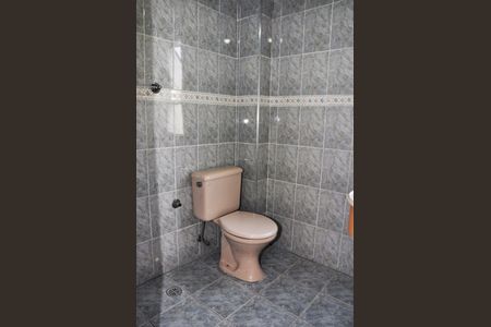 Apartamento para alugar com 65m², 2 quartos e 1 vaga Apartamento para alugar com 65m², 2 quartos e 1 vagaDetalhe - Banheiro Social