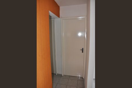 Apartamento para alugar com 65m², 2 quartos e 1 vaga Apartamento para alugar com 65m², 2 quartos e 1 vagaDetalhe - Corredor Quartos