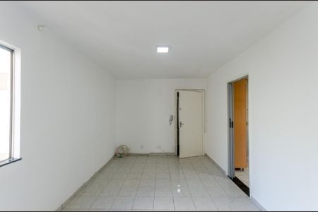 Apartamento para alugar com 65m², 2 quartos e 1 vagaSala