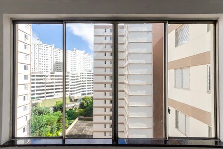 Sala - Janela de apartamento para alugar com 2 quartos, 65m² em Jardim Iris, São Paulo