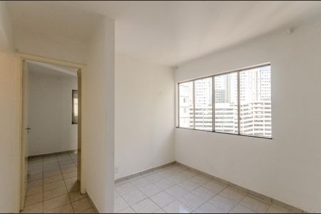 Apartamento para alugar com 65m², 2 quartos e 1 vagaSala