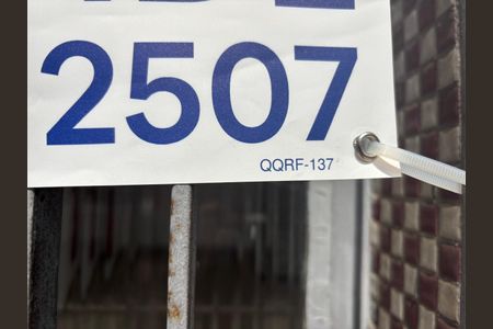 Apartamento para alugar com 172m², 3 quartos e 1 vaga Apartamento para alugar com 172m², 3 quartos e 1 vagaCod