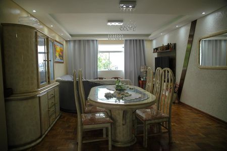 Apartamento para alugar com 172m², 3 quartos e 1 vagaSala