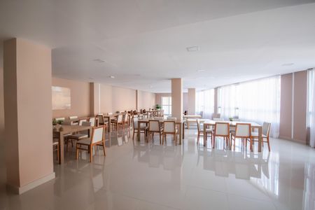 Apartamento para alugar com 52m², 2 quartos e 1 vaga Apartamento para alugar com 52m², 2 quartos e 1 vagaÁrea comum - Salão de festas