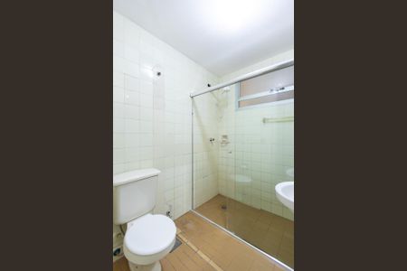 Banheiro de apartamento para alugar com 1 quarto, 45m² em Centro, Campinas