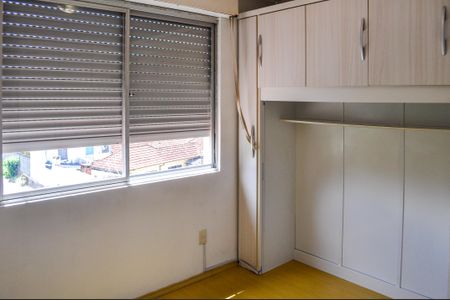 Quarto  de apartamento à venda com 1 quarto, 40m² em Santo Antônio, Porto Alegre