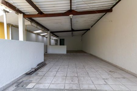 Casa à venda com 134m², 3 quartos e 2 vagasVaranda