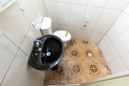 Casa à venda com 134m², 3 quartos e 2 vagasBanheiro 2