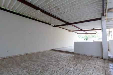 Casa à venda com 134m², 3 quartos e 2 vagasVaranda