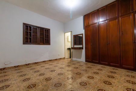 Casa à venda com 134m², 3 quartos e 2 vagasQuarto 1