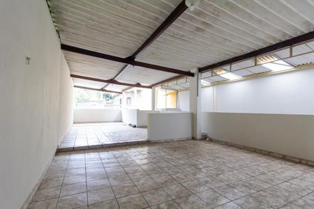 Casa à venda com 134m², 3 quartos e 2 vagasVaranda
