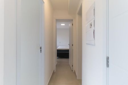Corredor de apartamento para alugar com 2 quartos, 51m² em Parque Monte Libano, Mogi das Cruzes