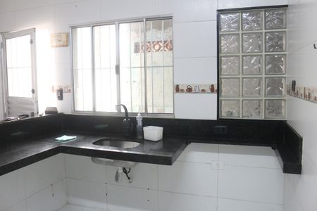 Casa para alugar com 62m², 2 quartos e 1 vagaCozinha