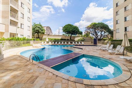 Apartamento à venda com 74m², 3 quartos e 2 vagasÁrea comum - Piscina
