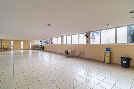 Apartamento à venda com 74m², 3 quartos e 2 vagasÁrea comum - Salão de festas