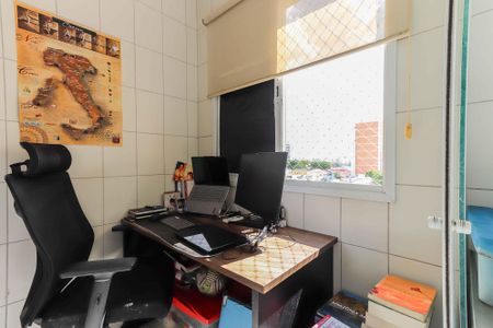 Apartamento à venda com 74m², 3 quartos e 2 vagasEscritório