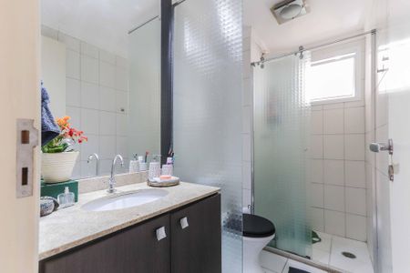Apartamento à venda com 74m², 3 quartos e 2 vagasBanheiro Social