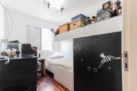 Apartamento à venda com 74m², 3 quartos e 2 vagasQuarto 3