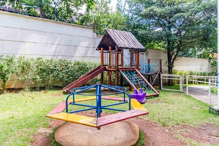 Apartamento à venda com 74m², 3 quartos e 2 vagasÁrea comum - Playground