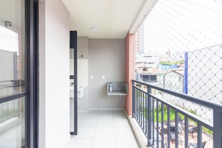 Sacada de apartamento para alugar com 2 quartos, 47m² em Ayrosa, Osasco