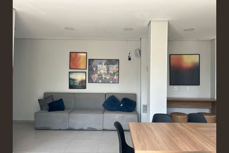 Apartamento para alugar com 27m², 1 quarto e sem vaga Apartamento para alugar com 27m², 1 quarto e sem vagaÁrea comum - Salão de festas