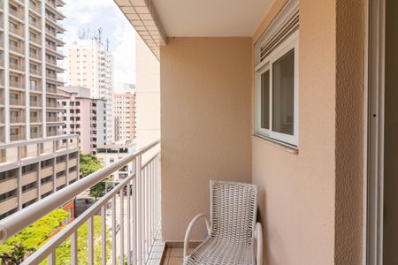 Apartamento à venda com 61m², 1 quarto e 1 vaga Apartamento à venda com 61m², 1 quarto e 1 vagaVaranda